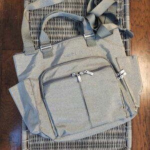 Baggallini Gray Travel Bag
